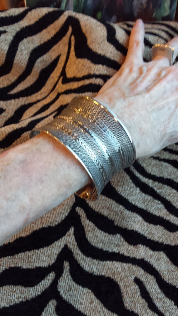 Sterling silver vintage wide cuff bracelet - image 5