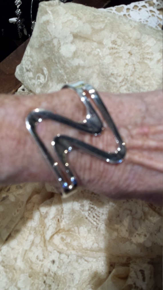 Sterling silver contemporary style cuff