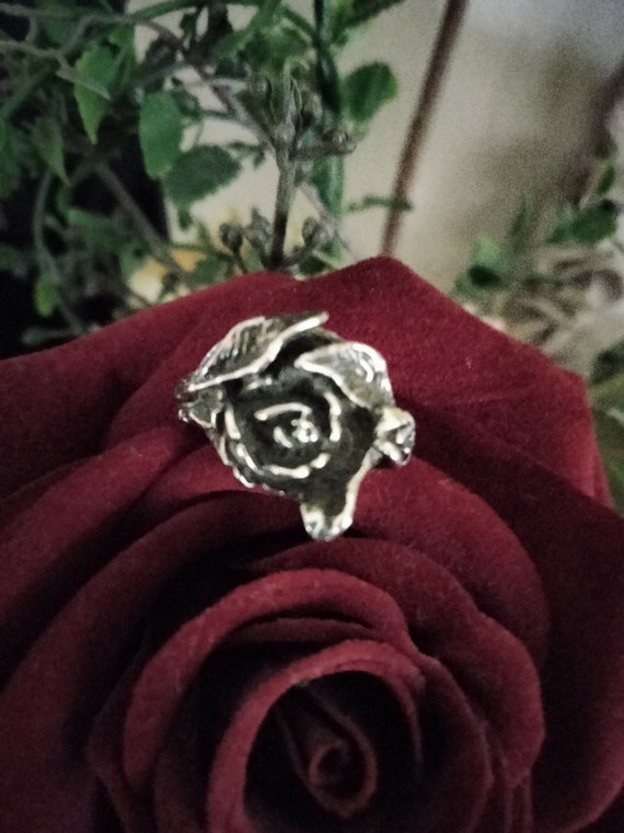 Sterling Silver Rose Ring, size 5 1/2