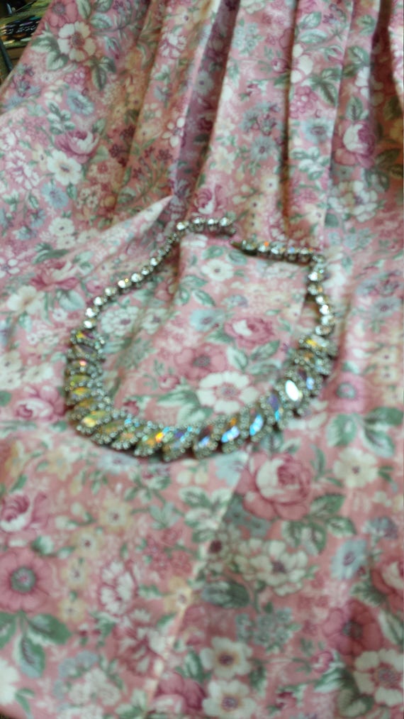 Vintage rainbow crystal pronged silver necklace - image 2