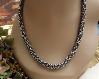 Sterling silver 925 vintage elaborate chain