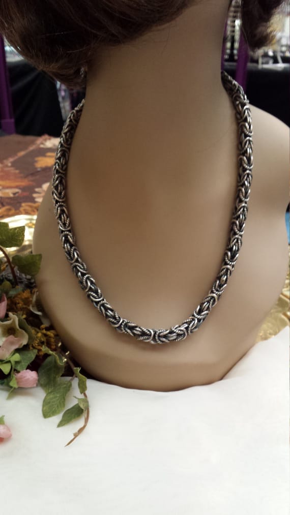 Sterling silver 925 vintage elaborate chain