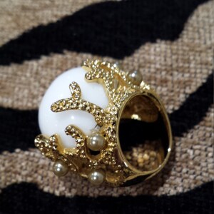 Gold toned Vermeil pearl shell ring image 4