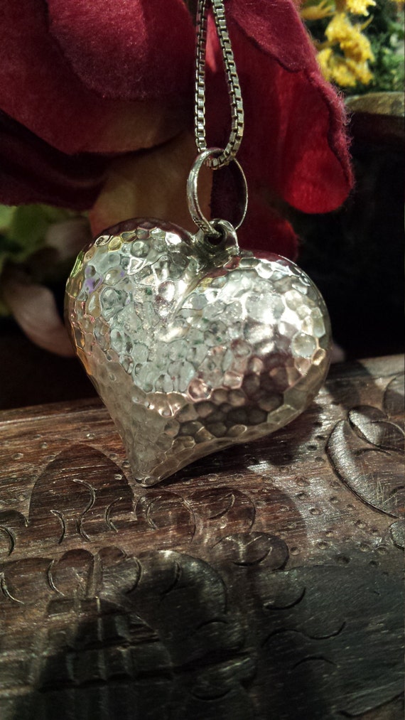 Sterling silver hammered heart pendant with sterl… - image 3
