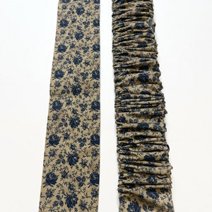 Slip-on Handmade Lamp Cord Cover, 19th Century Blue Floral & Khaki, Fabric cover, Chain cord sleeve, hide a cord, cable management scrunchie