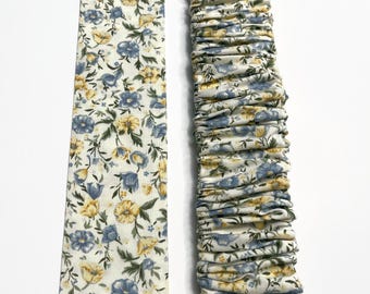 Slip-on, Handmade Lamp Cord Cover, Country Charm Floral print, Fabric, chain cord sleeve ,hide a cord, cable management scrunchie