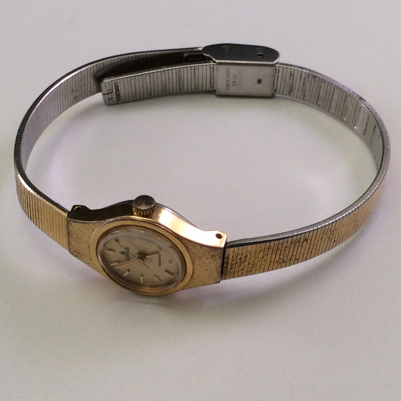 Women's Vintage Lorus Gold Tone Quartz Analog Watch Etsy