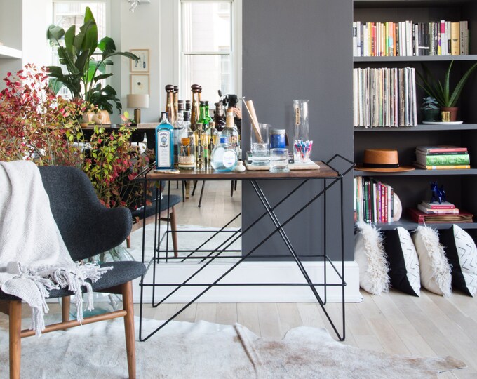coleman bar table and stools