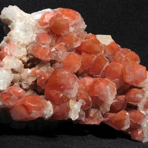 Kvarts med inneslutningar av röd hematit - Orange River-regionen, Namibia