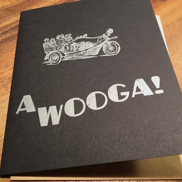 Awooga, carte de vœux avec enveloppe, papier noir, impression entièrement typographique