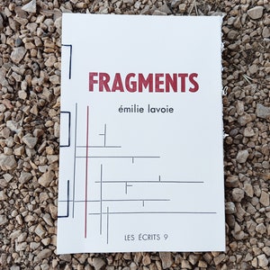 Fragments, livre de poésie, impression entièrement typographique, texte composé à la main, 9 linogravures originales image 1