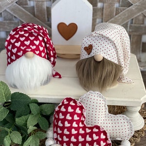 FARMHOUSE  Valentine&#39;s Gnomes, Slouchy Gnomes, Valentine&#39;s Day Gnomes, Valentine&#39;s Day Gift, Tier Tray Gnomes
