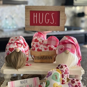 Valentine&#39;s Day Candy Gnomes, Pink Plaid Slouchy Gnomes, Valentine&#39;s Day Gift, Scandinavian Gnomes, Nisse, Tomte, Tier Tray Gnomes
