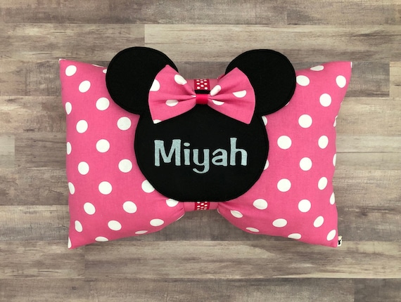 minnie mouse pillow