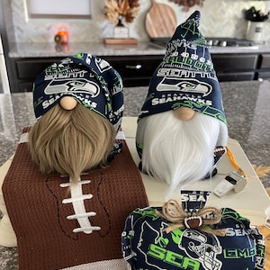Seahawks Football Gnomes, Raiders Gnome, Kansas City, Football Décor, Eagles Football, Dallas Cowboys, 49ers, Vikings, NY Jets, Chargers