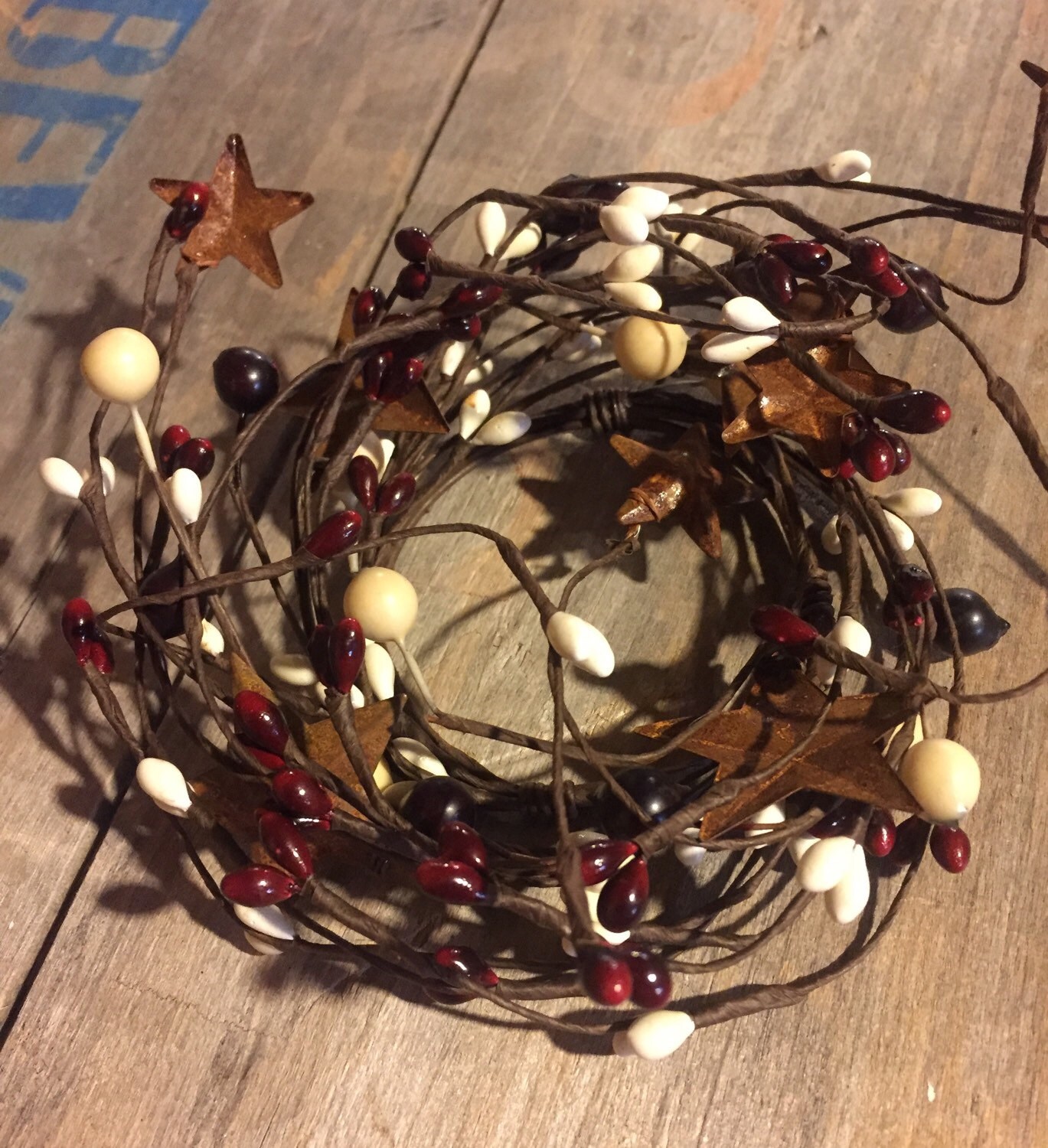 Wrought Iron Star Candle Holder with Pip Berry Candle Ring and