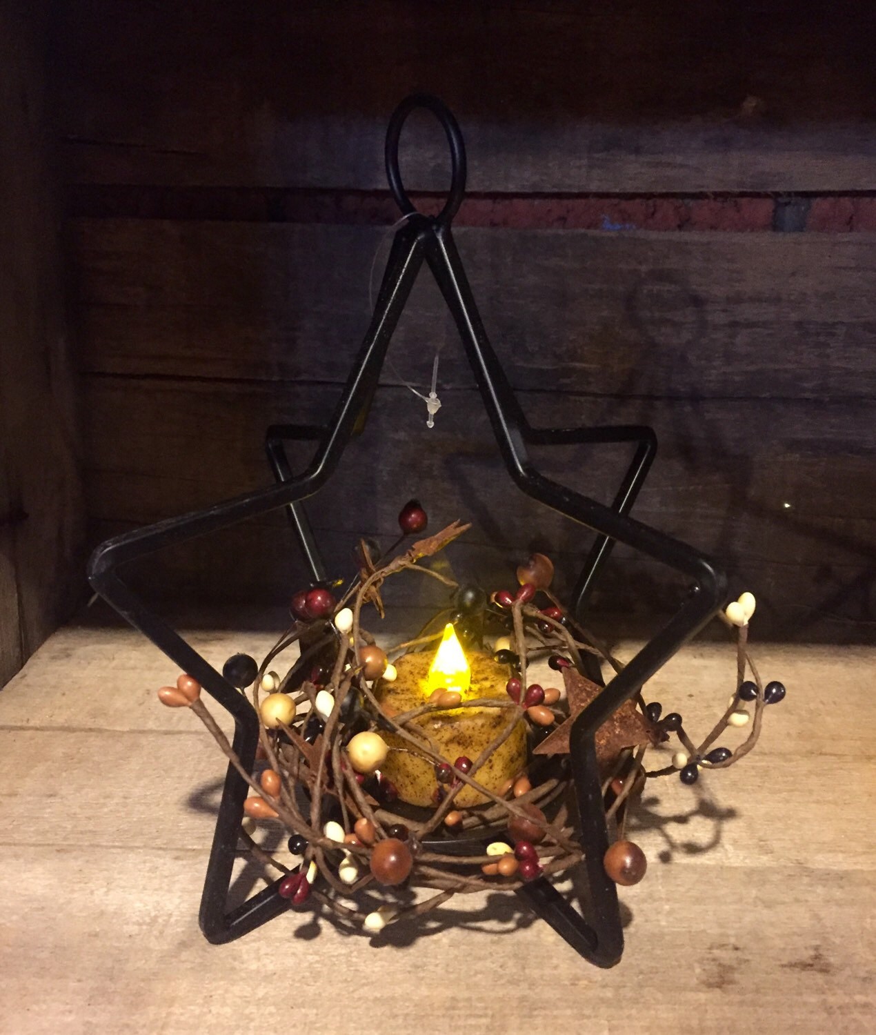 Wrought Iron Star Candle Holder with Pip Berry Candle Ring and