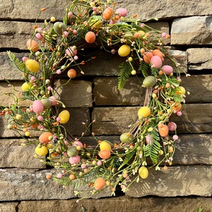 Easter Wreath with Pip Berries and Eggs, Easter Decor, Spring Decor