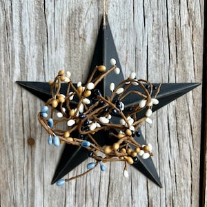 Rustic 8&quot; Black Barn Star with Pip Berries, Country Decor, Metal Star Decor, Rustic Star, Pip Berry Decor, Patriotic Decor,