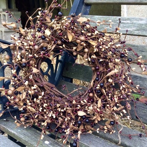 Mulberry Pip Berry Wreath, Rustic Wreath, Mini Wreath, Country Wreath, Front Door Wreath, Primitive Wreath, Candle Wreath, Mini Wreath, image 2