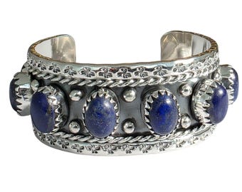 Armreif im Navajo-Stil aus Lapislazuli | Handgefertigtes Statement-Armband aus 925er Sterlingsilber | Schmuck im Stil der amerikanischen Ureinwohner | 113,6 g