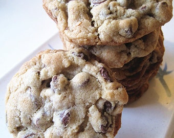 Easter gift cookies--Ultimate Chocolate Chip Cookies-abundant of chocolate, roasted cashews,Pecans,Almond,Pistachios-one dozen