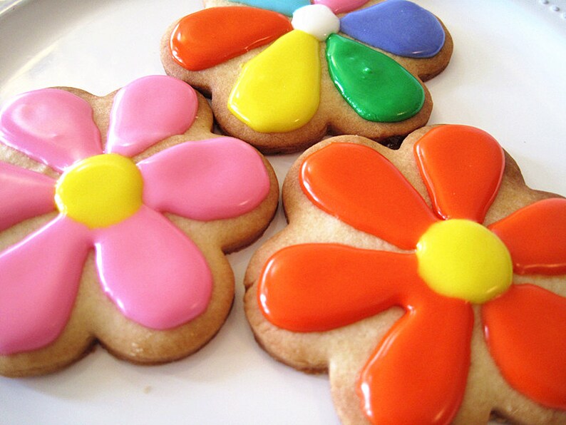 Valentines Days cookiesHomemade sugar Cookies / flower cookies / party cookies /Spring cookeisone dozen image 1