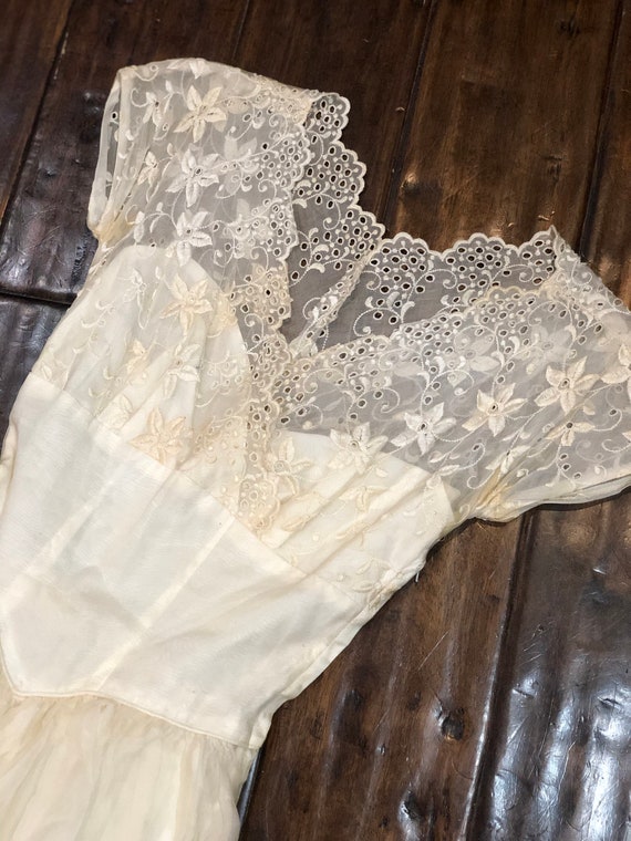 Vintage 1950’s Antique White Sheer Eyelet Dress We