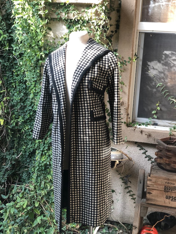 Vintage 1950’s Black and White Wool Coat