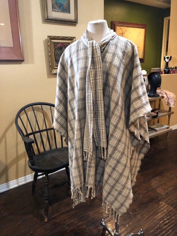 Vintage 1970’s Wool Plaid Cape
