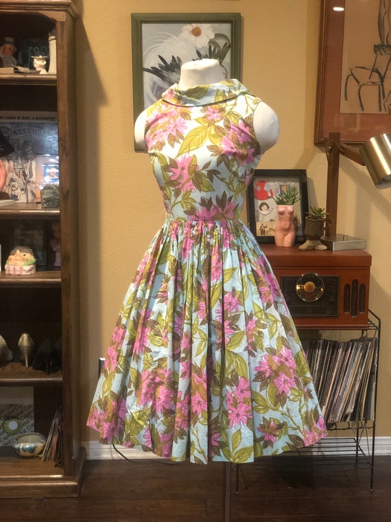 Vintage 1950’s Cotton Floral Dress