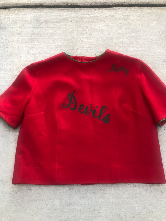 Vintage 1950’s Red Top With Chain Stitch Devils
