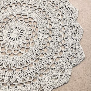 Rug, Crochet Floor Rug, Round Rug, decorative floor rug, nursery rug, mandala rug image 3