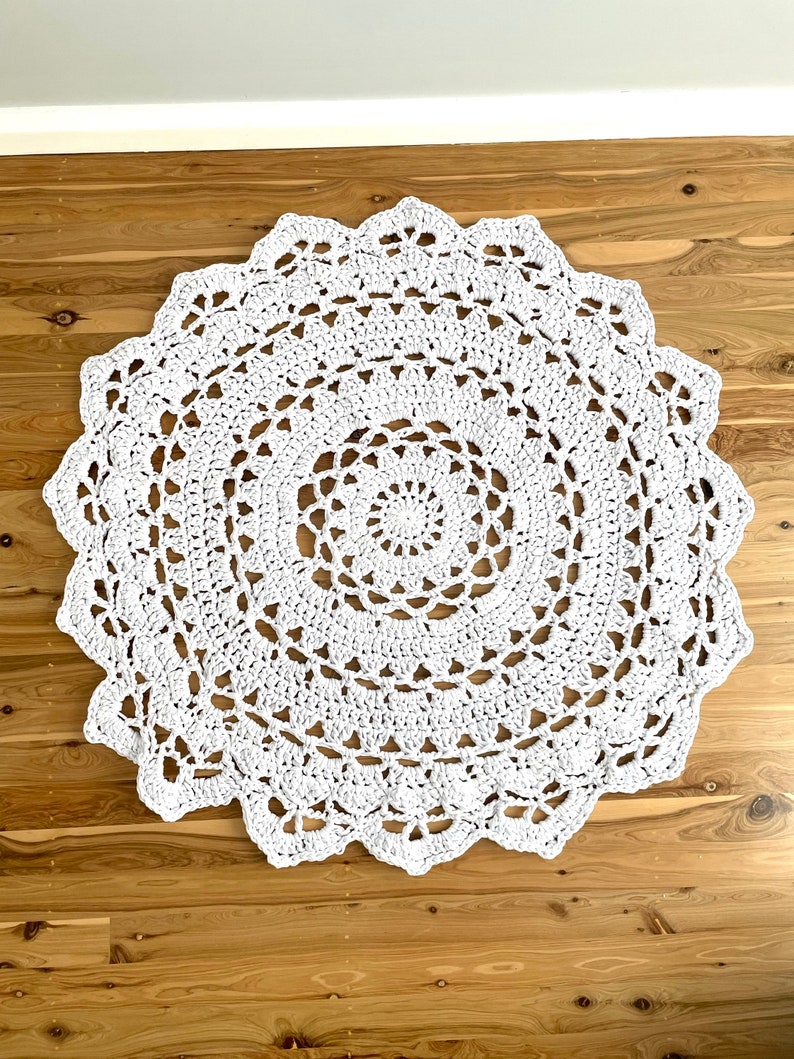 Rug, Crochet Floor Rug, Round Rug, decorative floor rug, nursery rug, mandala rug image 5