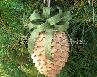 Free Shipping! Large Wine Cork Pine Cone Christmas Ornament in Sage Green, Pineapple Ornaments - 100% Recycled Corks, Twine Burlap Ribbon