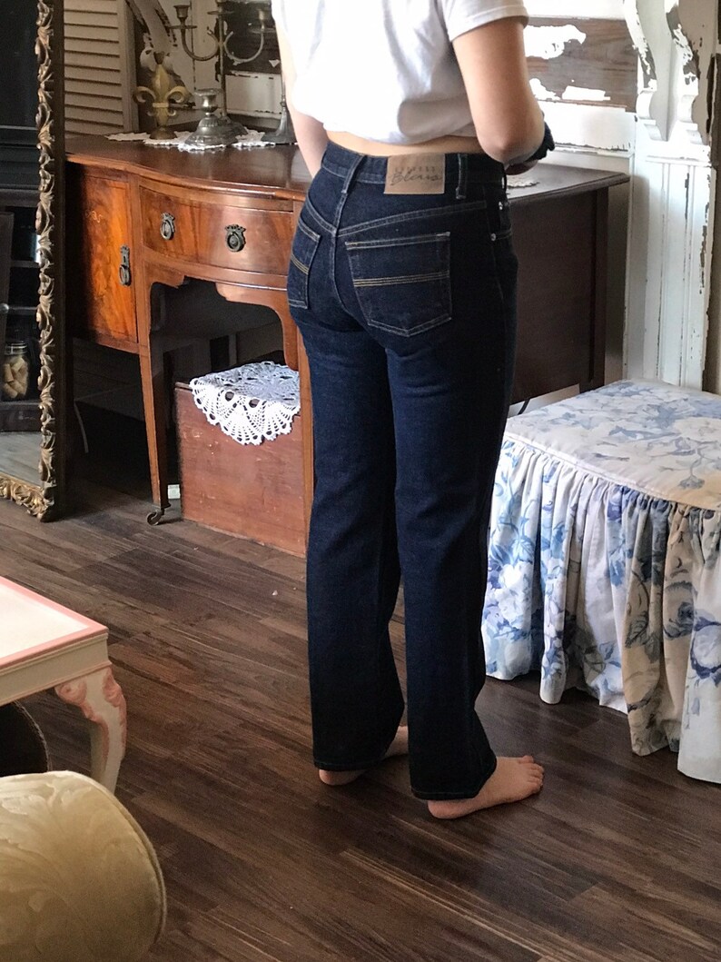 Dark 27 x 29 Express Denim Jeans Old School Relaxed Fit Junior Size 56