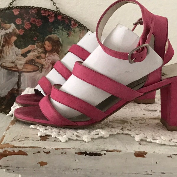 Fuchsia Pink Sueded Leather Ankle Strapped Sandals - Chunky Heeled - Ladies Size 7 M