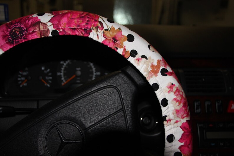 White Steering Wheel Cover With Black Polka Dots and Fuchsia Etsy
