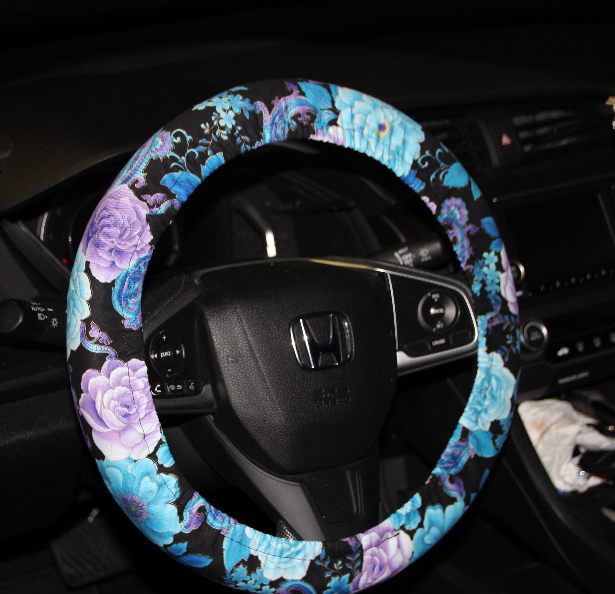 Black and White Fluffy Shaggy Faux Fur Steering Wheel Cover faux