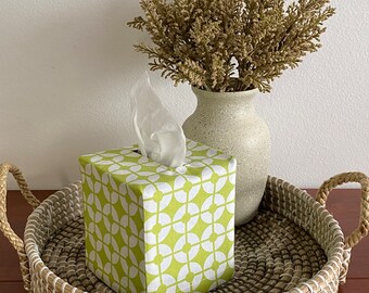 Canvas Tissue Box Cover. Square Tissue box cover. Tissue Box Cover. Fabric Tissue Cover. Modern Tissue Box Cover. Fun Print Tissue Box Cover