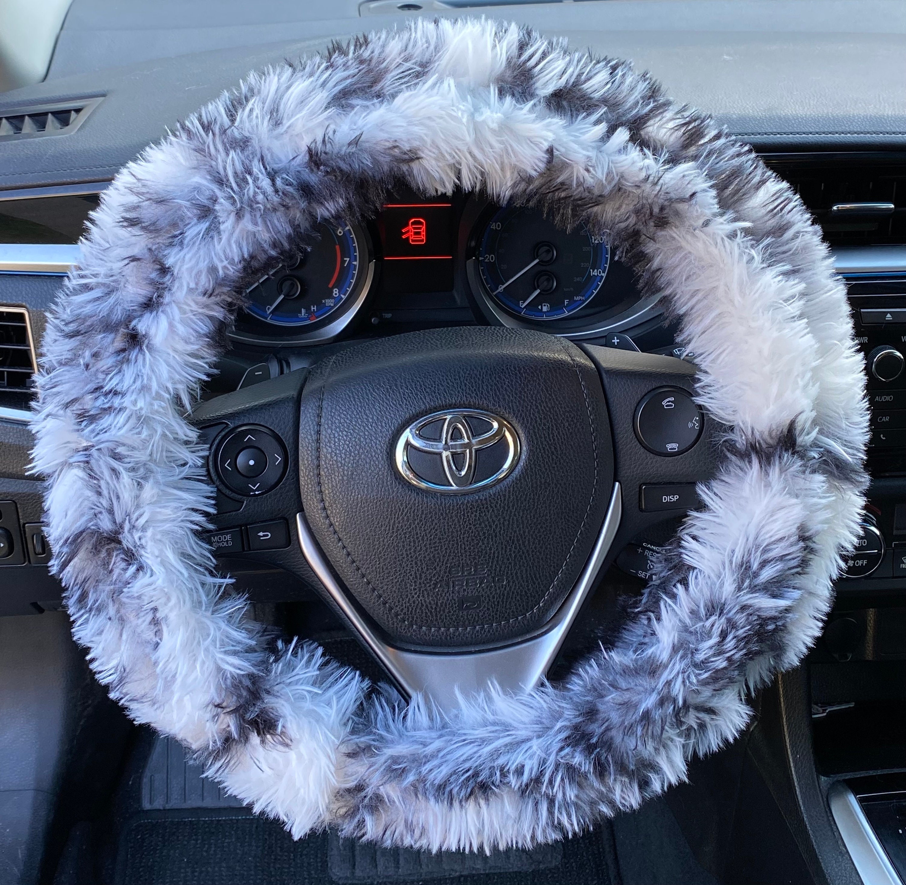 White fluffy steering wheel cover discount