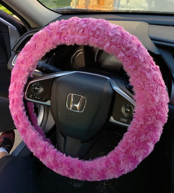 Rosette rose Fuzzy Soft Faux Fur Couvre-volant Accessoires de voiture pour  femmes Idée cadeau de Noël Cadeau de réchauffement de voiture -  France