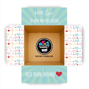 Può includere: Una scatola di cartone aperta con un design colorato. La scatola presenta il testo "A LITTLE Love TO HELP YOU FEEL BETTER" e "REST, RELAX, RECOVER". C'è anche un logo circolare con le parole "delightfully PAPERIE" e "INSTANT DOWNLOAD".