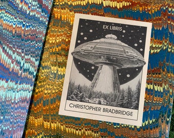 We Are Not Alone, UFO Sci-fi Personalized Ex-Libris Bookplates, Crafted on Traditional Gummed Paper, 3in x 4in, Set of 30