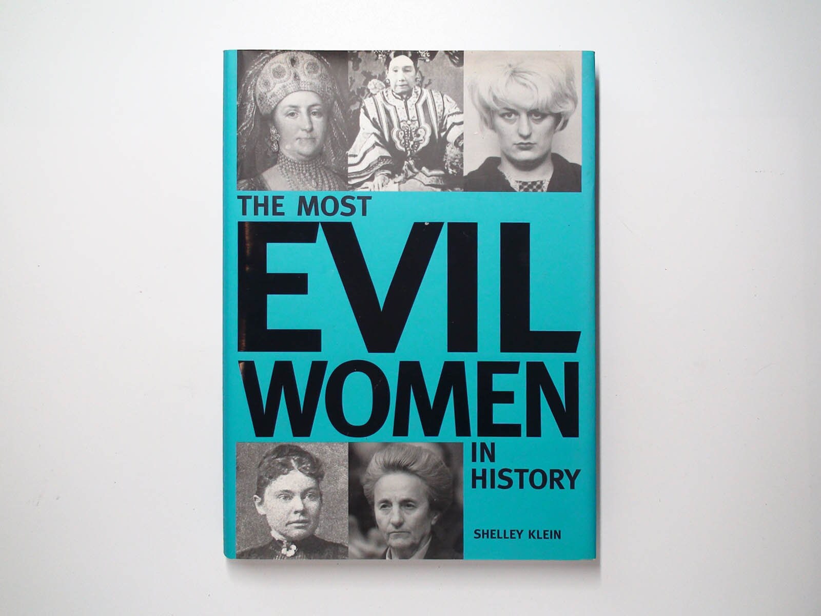 洋書 Images of evil and fascinanting women Femme Fatale: Images of Evil and Fascinating Women: Bade, Patrick