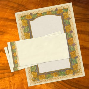Leaf Arabesque, Luxurious Handcrafted Stationery Set for Letter Writing, Personalized, 12 Sheets/10 Envelopes