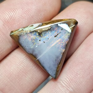 25cts Opalton Boulder Opal with sparkling colour! (JSM153)