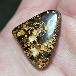 Australian Boulder Opal! (Z73)