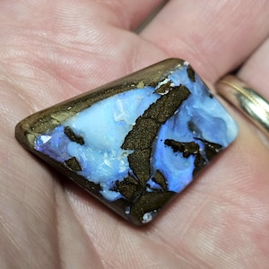 Blue Boulder Opal! (WQ39)
