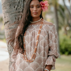 XL Pikake and Cedarwood necklace